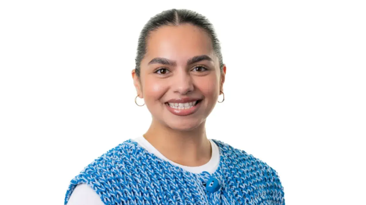 Colour head and shoulders photo of Jamilla Mohammed