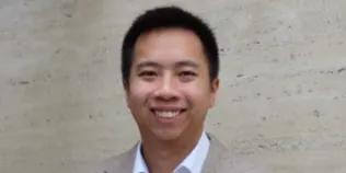 Colour head and shoulders photo of Gray Sutanto