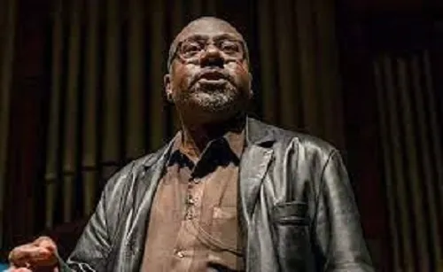 Colour head and shoulders image of Dr Anthony Reddie