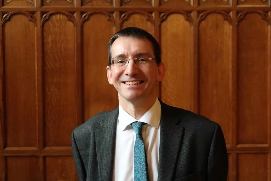 Head shot Jeremy Carrette 