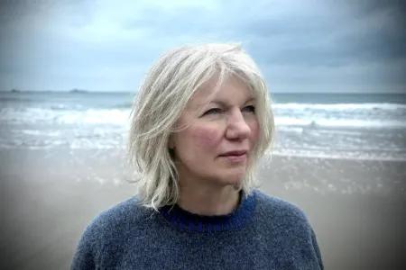 Colour head and shoulders photo of Liz MacWhirter